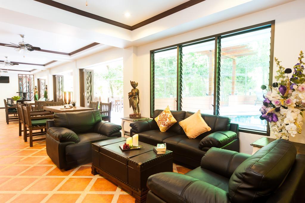 Ratana Hill Patong Aparthotel Exterior foto