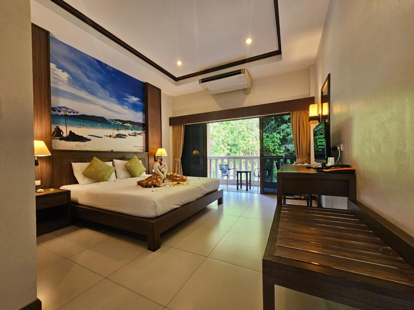 Ratana Hill Patong Aparthotel Exterior foto