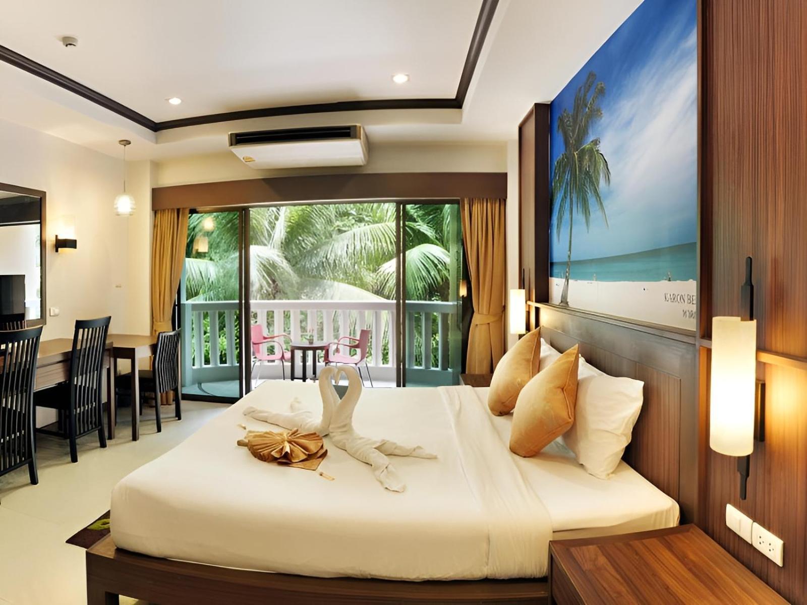 Ratana Hill Patong Aparthotel Exterior foto
